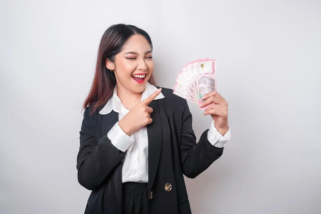 How Much Do Court Reporters Make? Salary & Earnings Breakdown